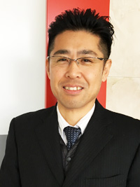 常務取締役兼東営業所所長　時松　博幸